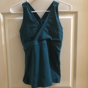 Lululemon Tank with back pocket